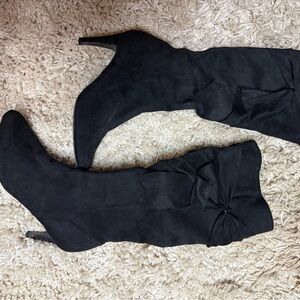 Elegant Black Women's Boots